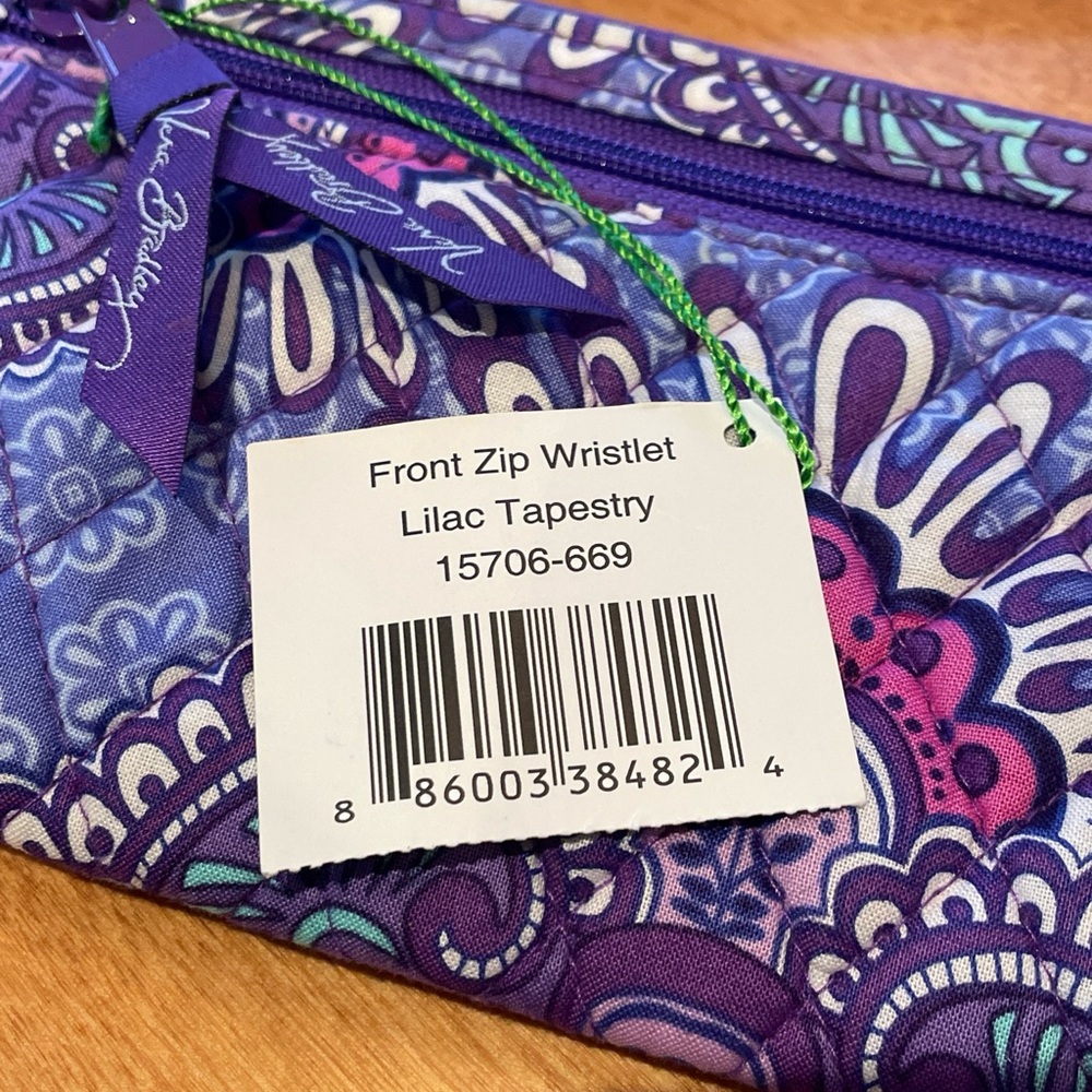 Vera Bradley Lilac Tapestry Wallet Zip Wristlet NWT - Lilac Tapestry 15706-669 - Picture 3 of 6